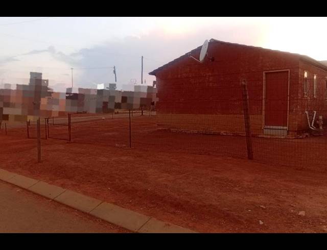 2 BEDROOM HOUSE FOR SALE IN MOHLAKENG